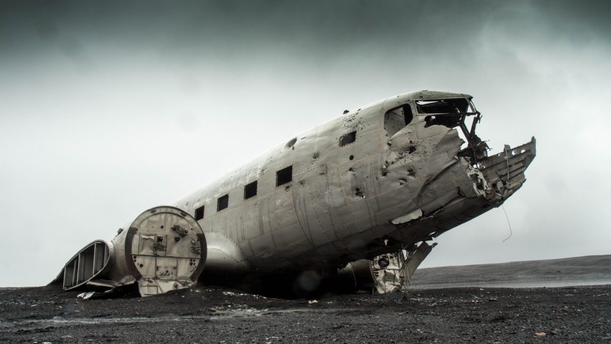 old airplane decomposing crashed